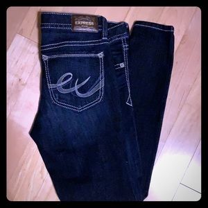 Express skinny leg jeans